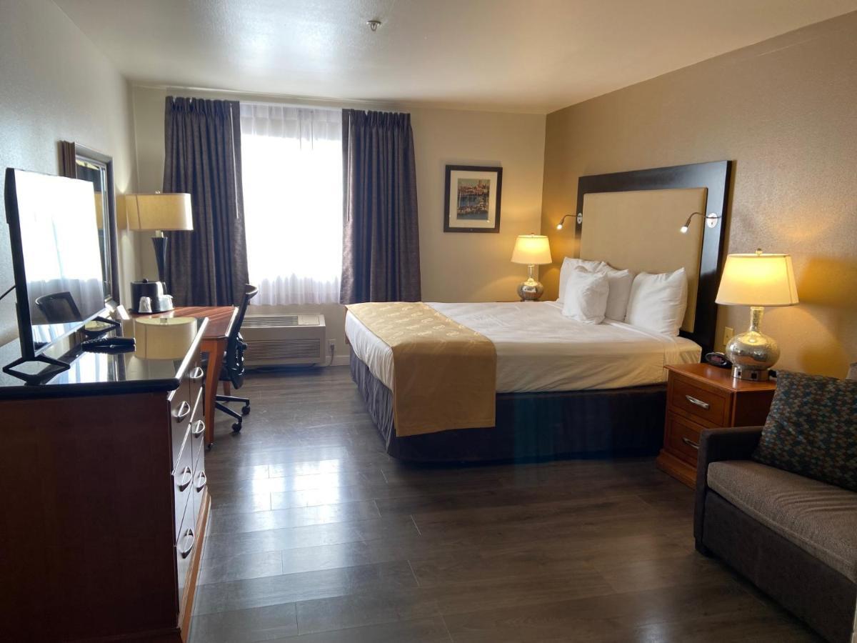 Toppenish Inn And Suites Экстерьер фото